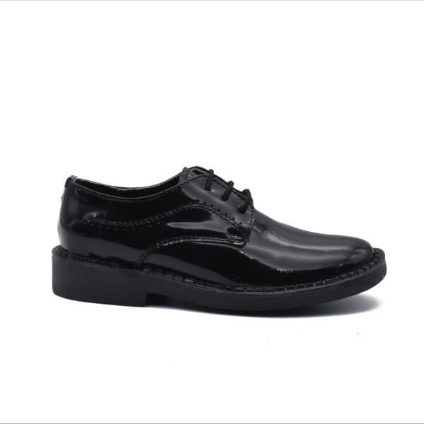 Children's patent-leather black shoes Model 400